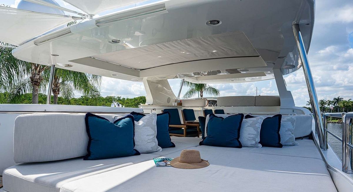 SWEET EMOCEAN yacht charter 4