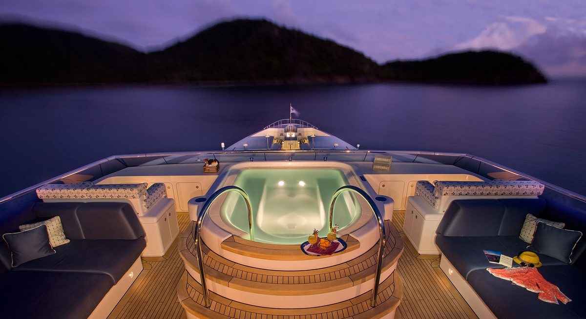 SYCARA V yacht charter 2