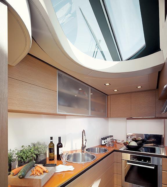 T2 yacht charter 1