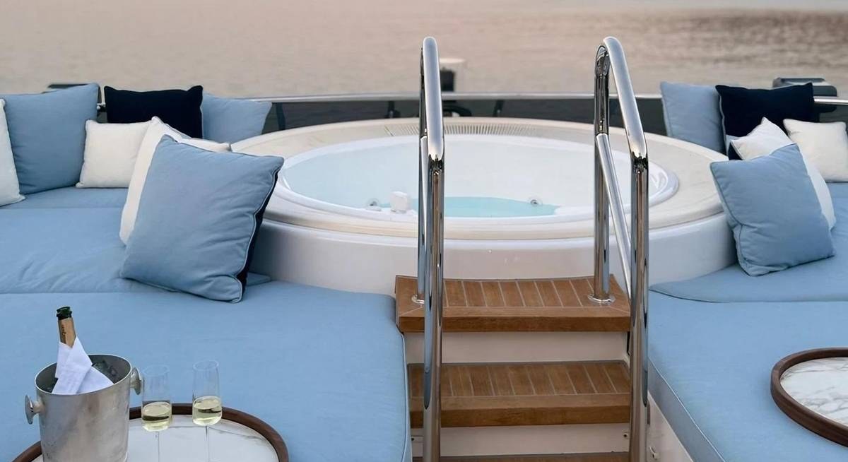 TALIA yacht charter 2