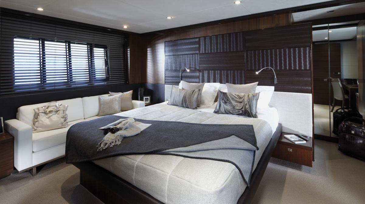 TAO yacht charter 5