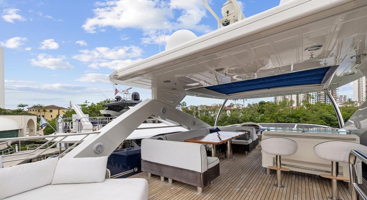 THE CABANA yacht charter 3