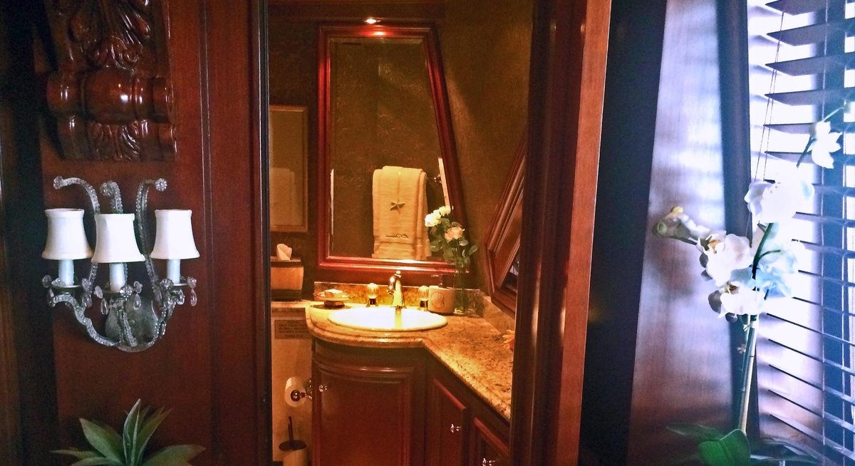 THREE KINGS yacht charter 5