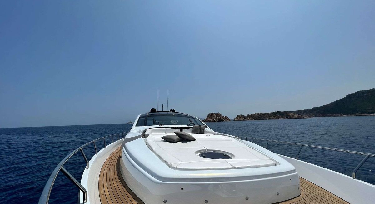 THYKE II yacht charter 2