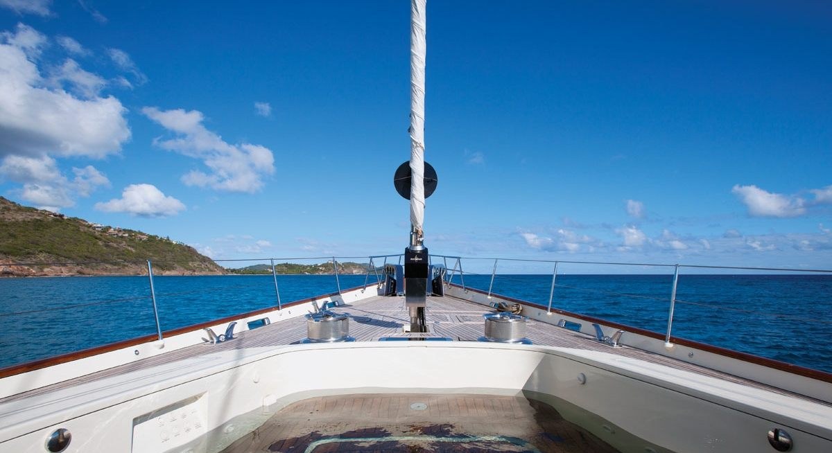 TIARA II yacht charter 2