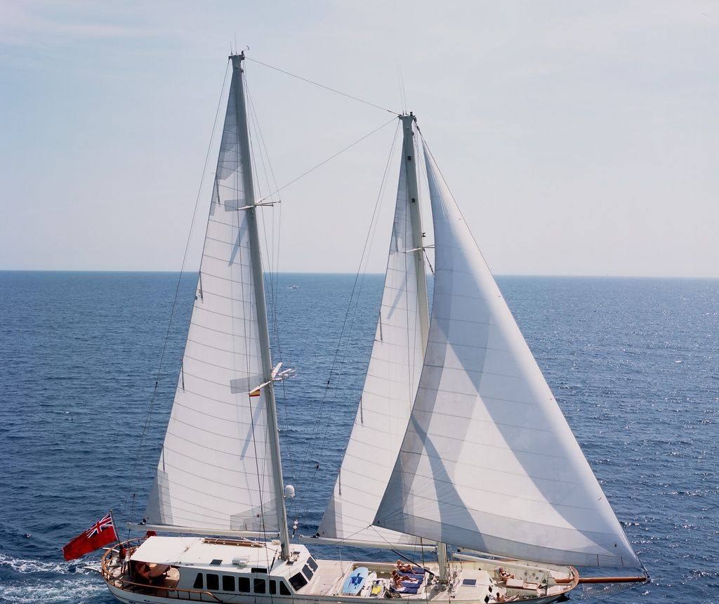 TIGERLILY OF CORNWALL yacht charter 4