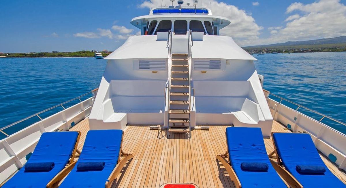 TIP TOP IV yacht charter 2