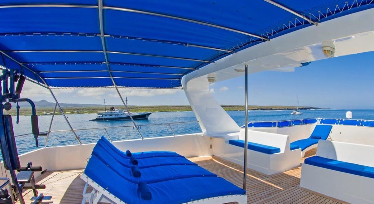 TIP TOP IV yacht charter 3