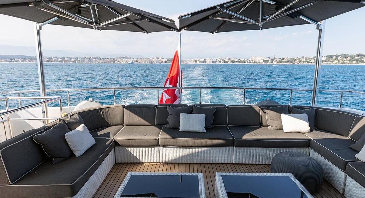 TOMMY BELLE yacht charter 5