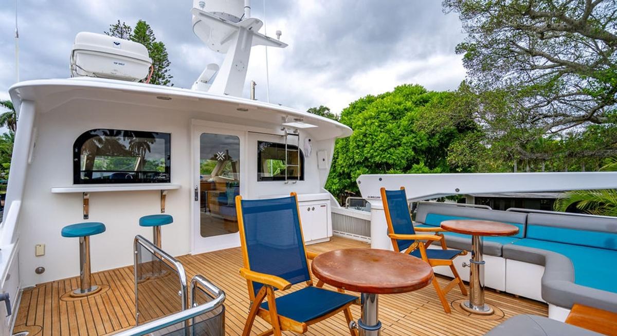 TOP SHELF yacht charter 3