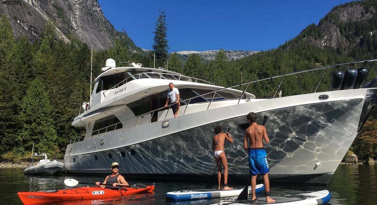 TOY BOX II yacht charter 2