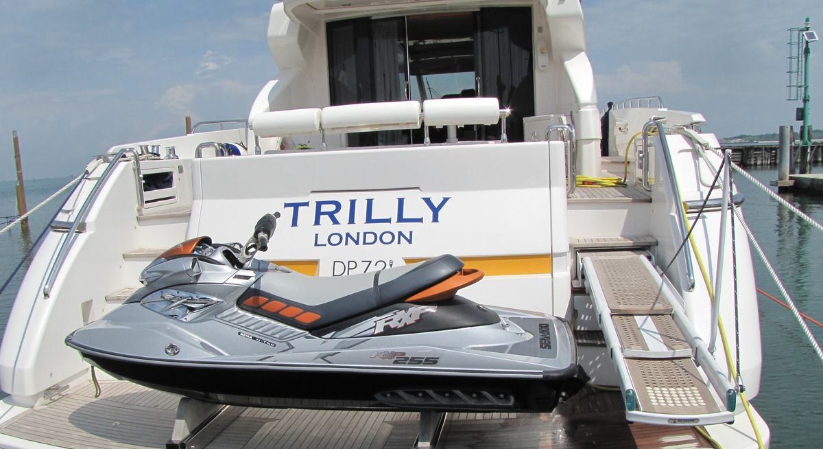TRILLY yacht charter 5