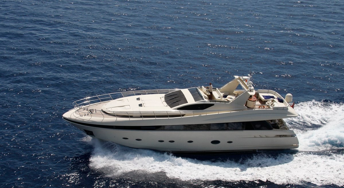TRISTAN yacht charter 2