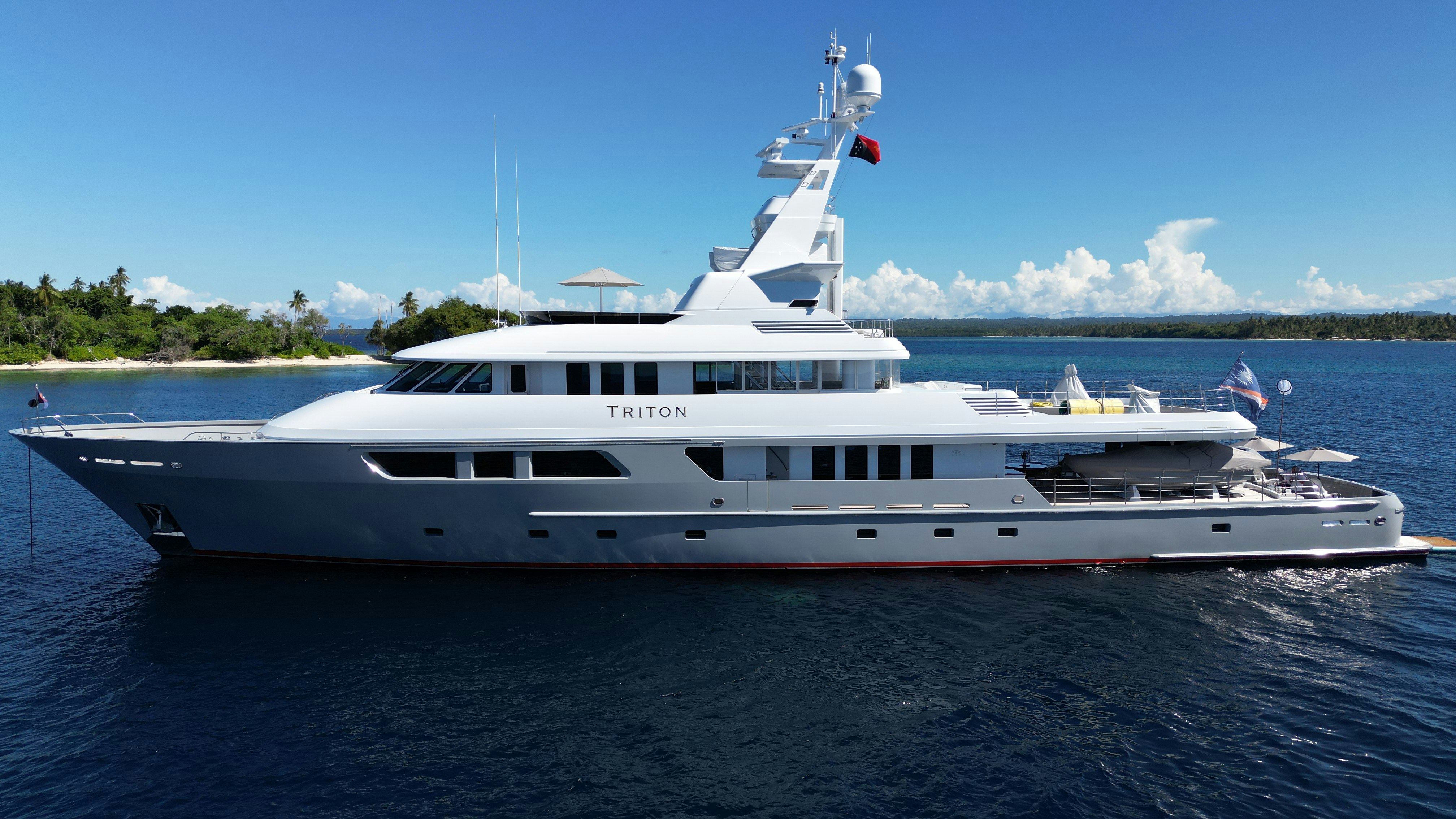 TRITON YACHT CHARTER yacht charter