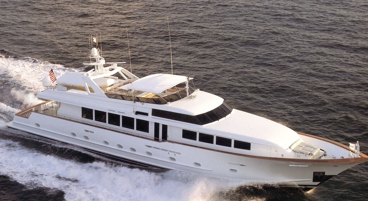 TRUE BLUE yacht charter 2