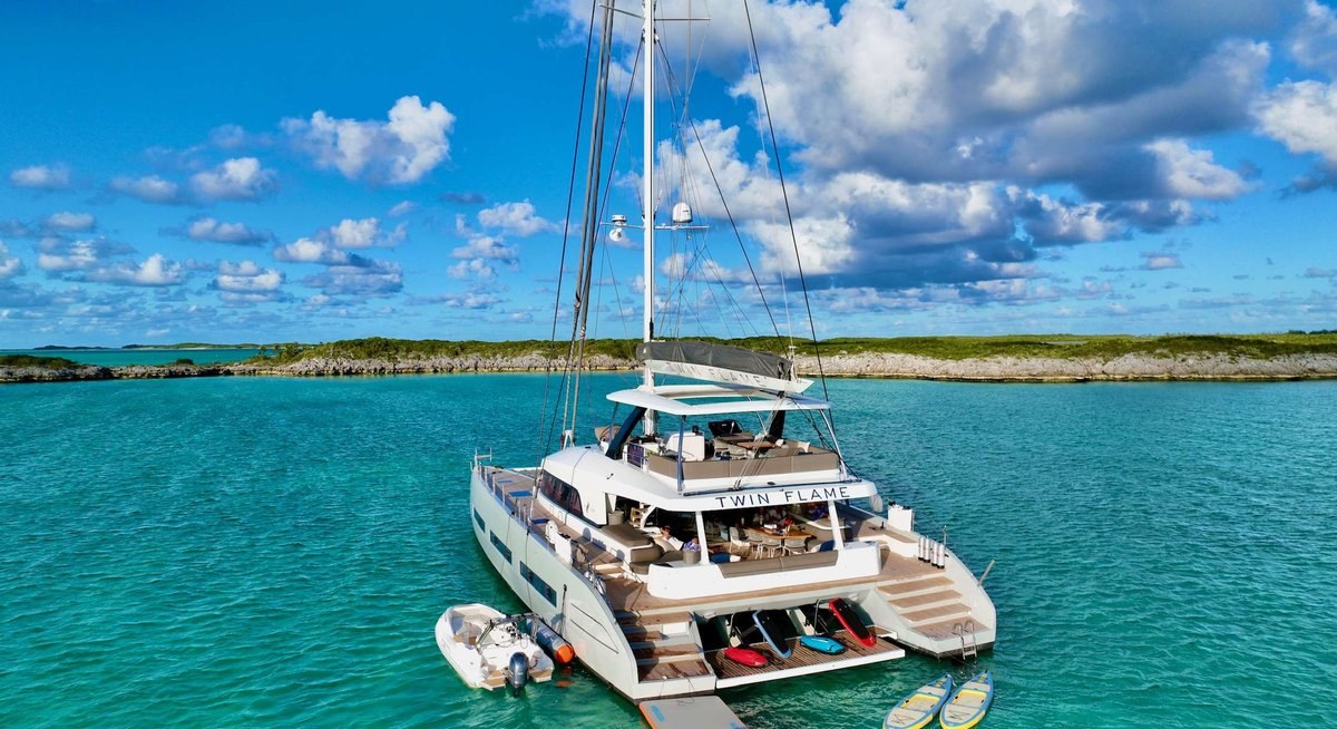TWIN FLAME yacht charter 5
