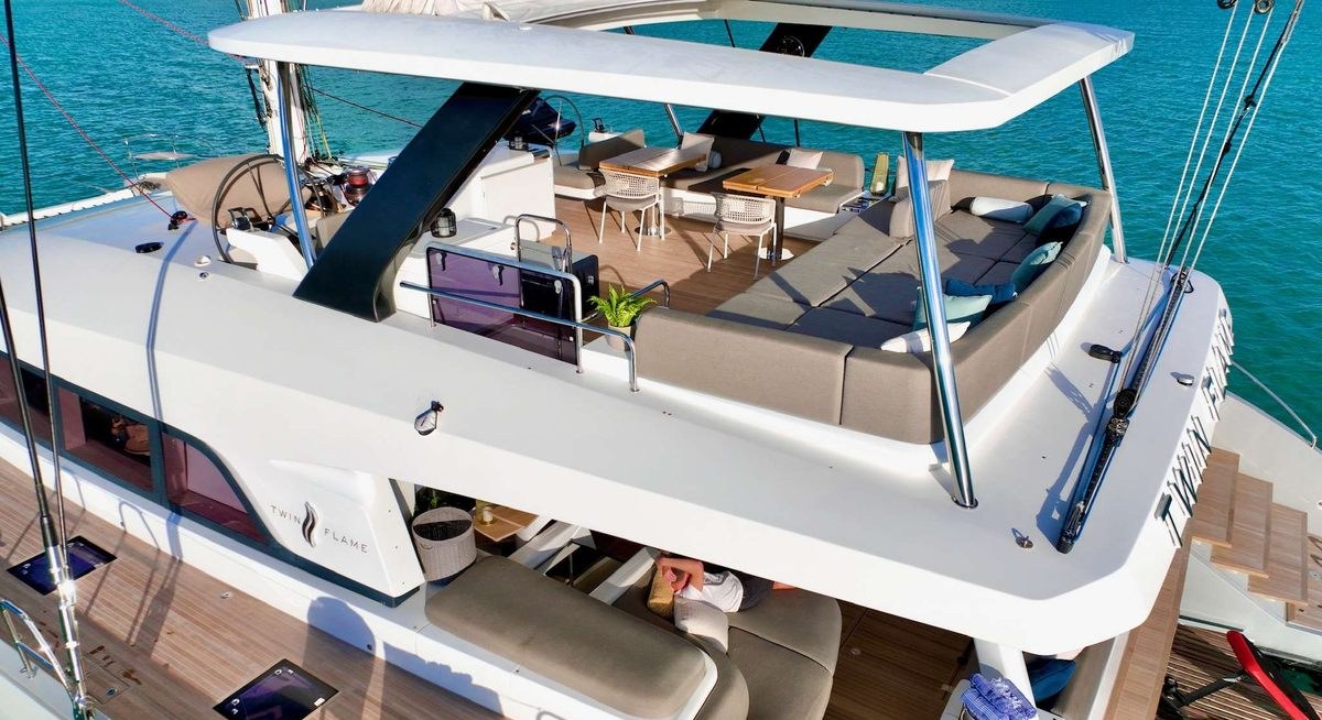TWIN FLAME yacht charter 2