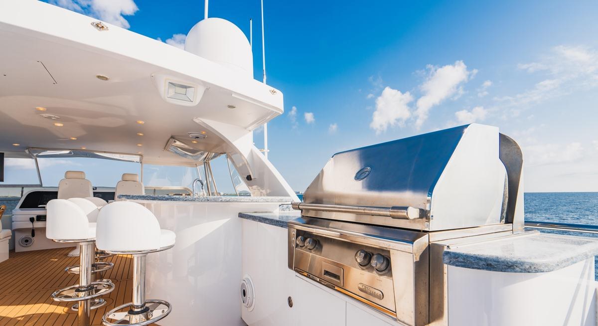 TWO SEAS yacht charter 3