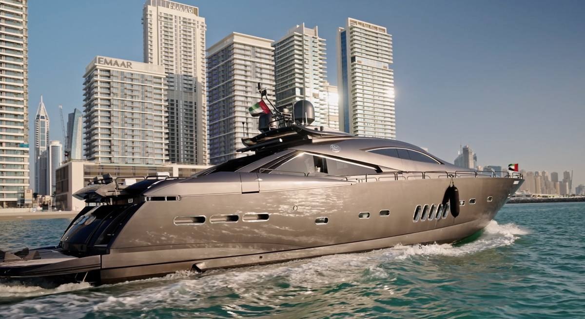 UD30 yacht charter 1
