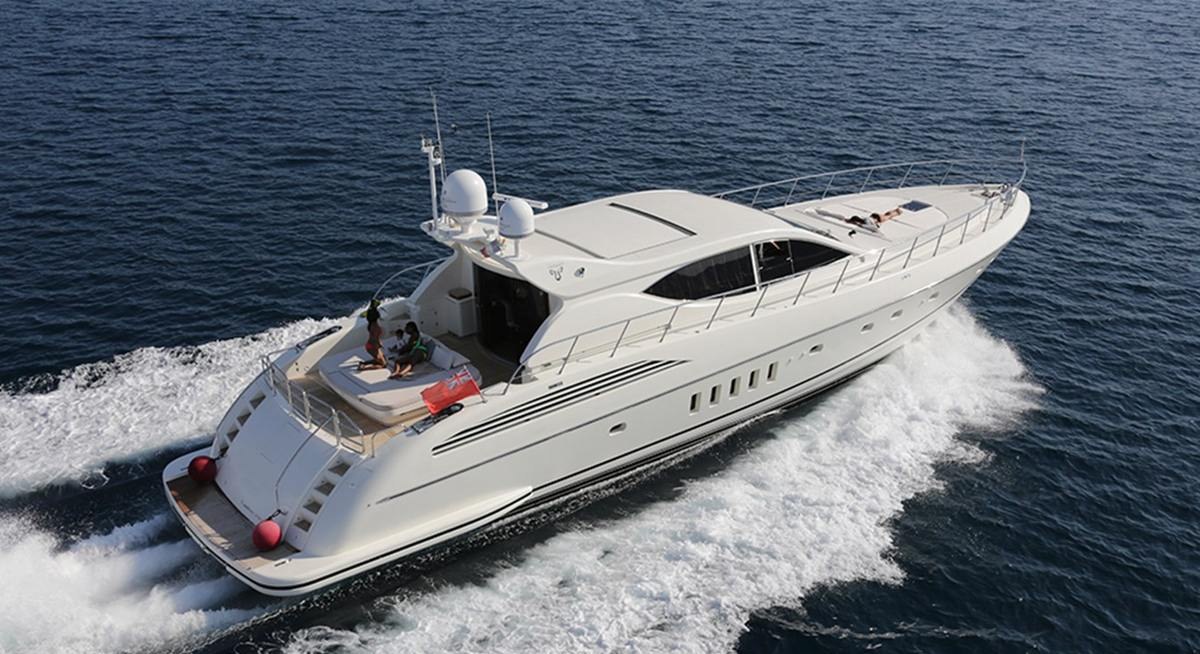 ULTIM yacht charter 1