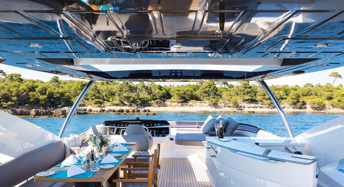ULTRAVIOLET yacht charter 2