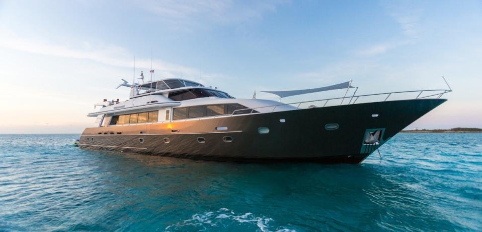 UNBRIDLED YACHT CHARTER yacht charter