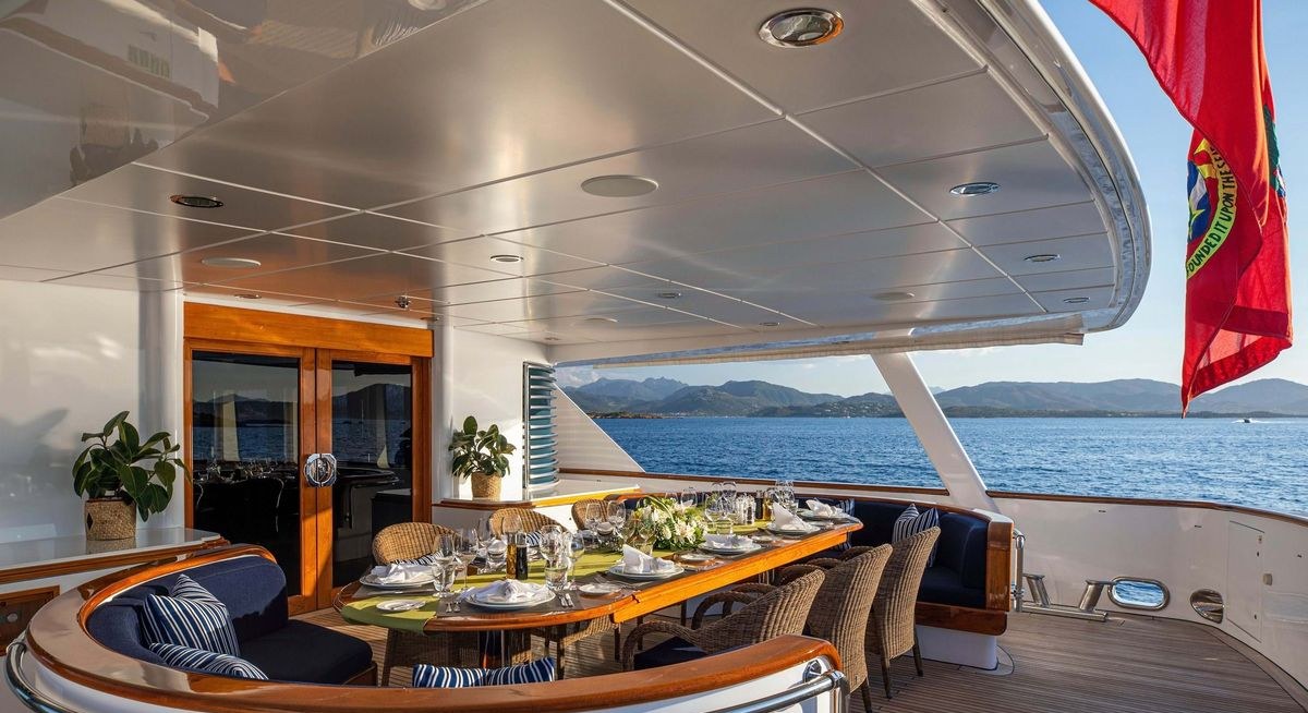 VA BENE yacht charter 4