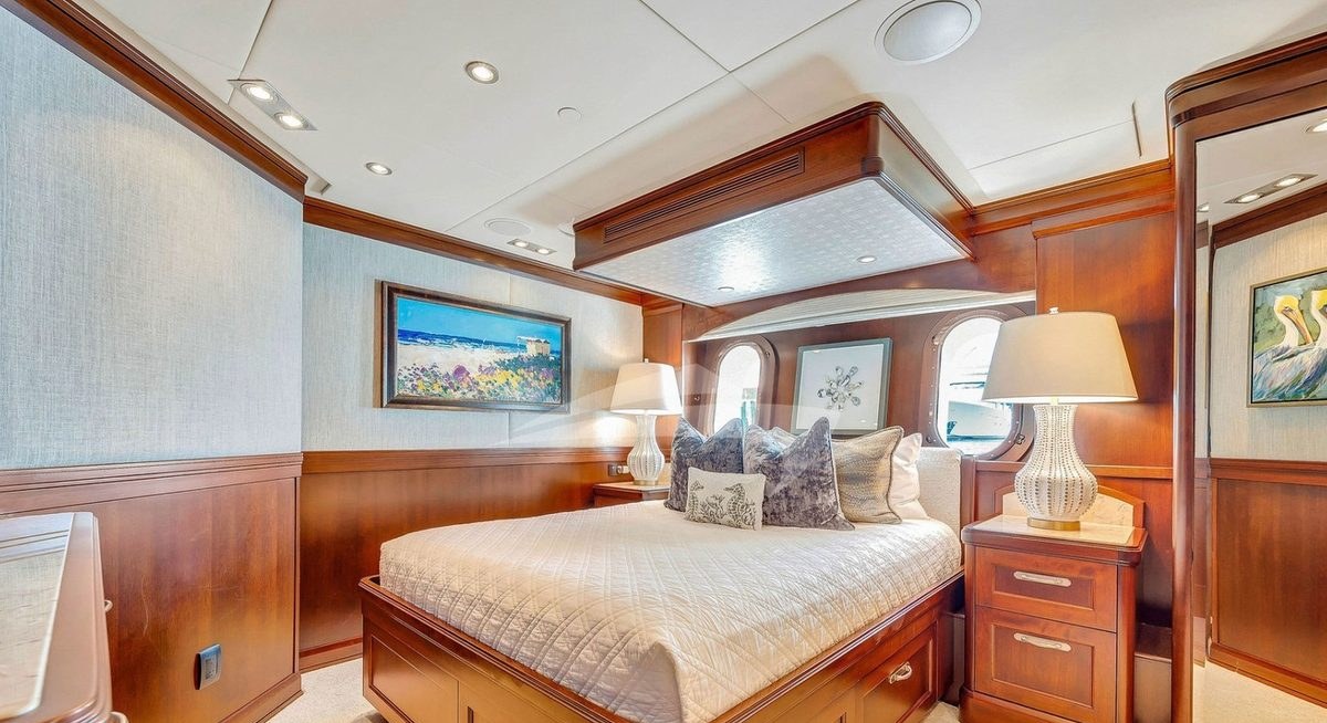 VALHALLA yacht charter 2