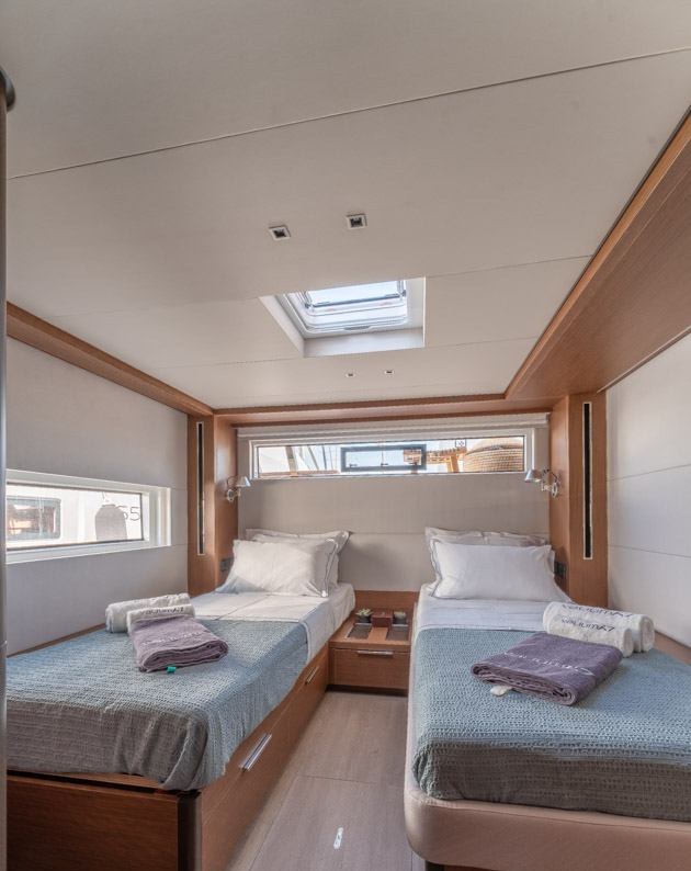 VALIUM 67 yacht charter 5