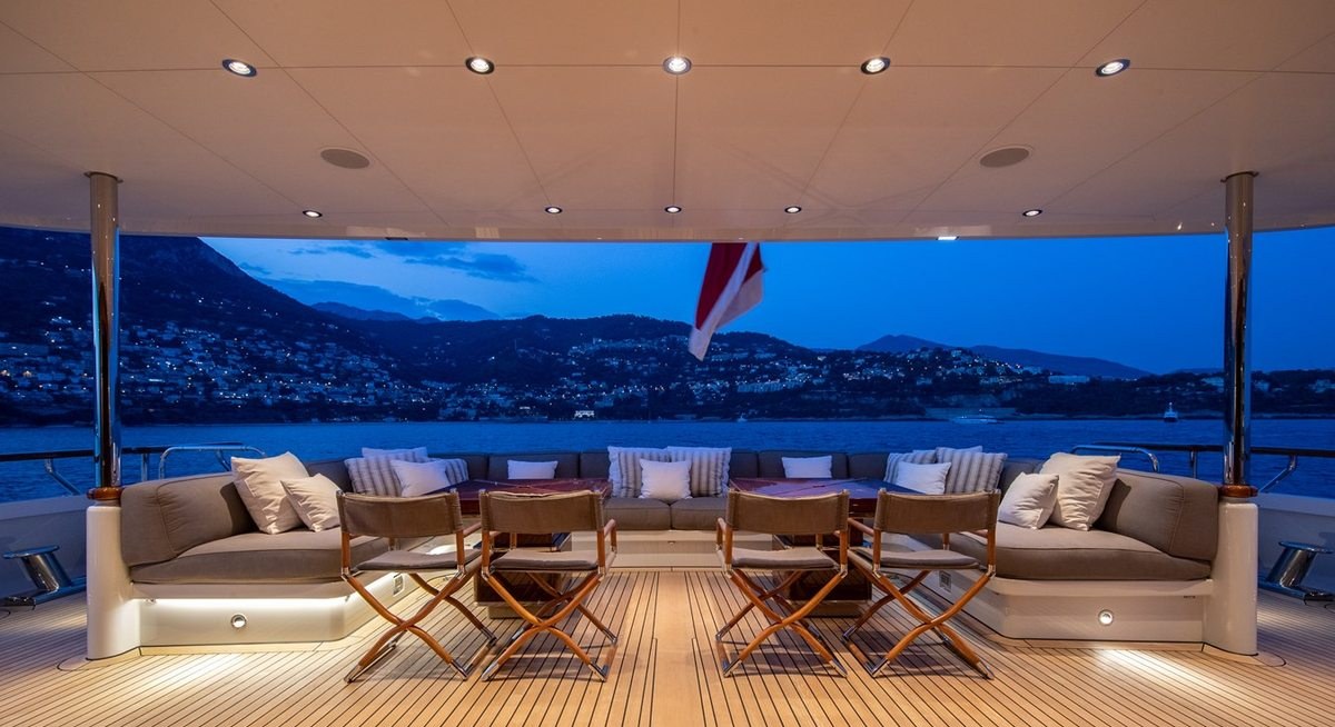VASSA yacht charter 4