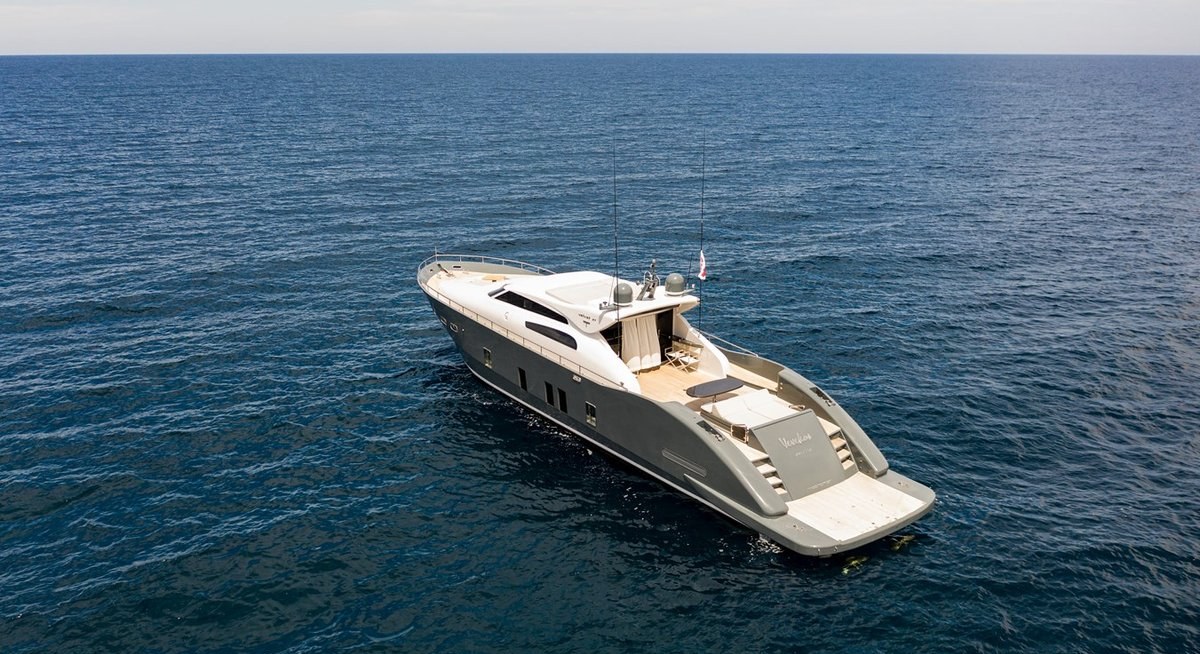 VEVEKOS yacht charter 4