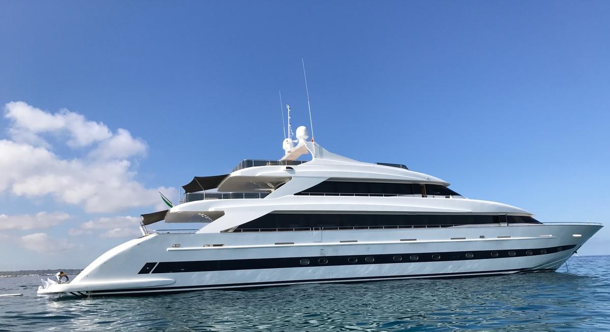VILLA SUL MARE YACHT CHARTER yacht charter