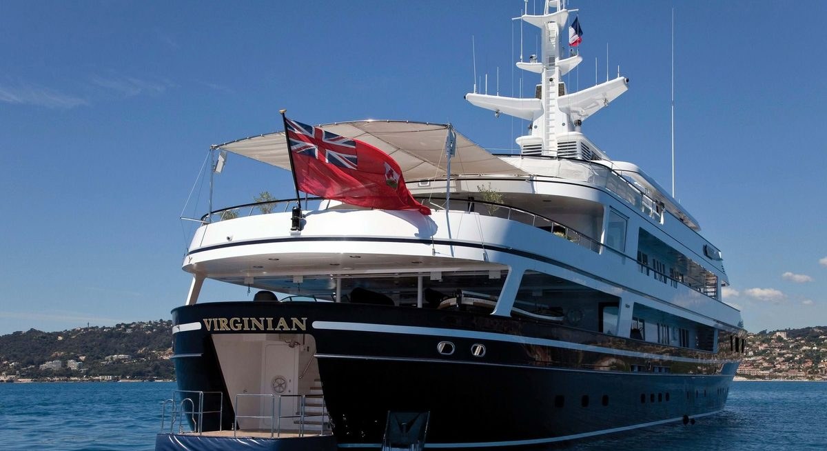 VIRGINIAN yacht charter 5
