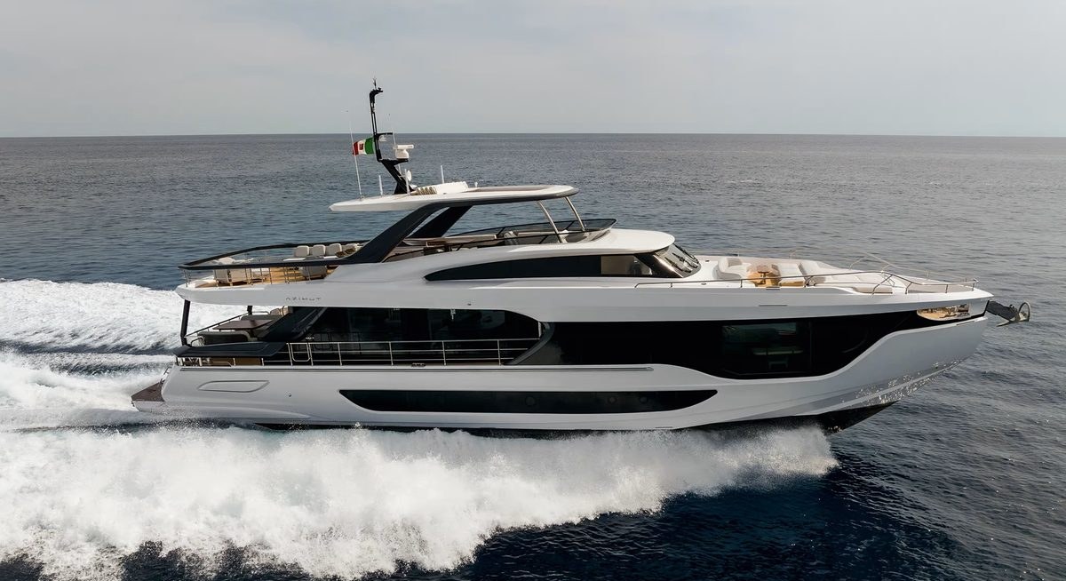 VIVA II yacht charter 1