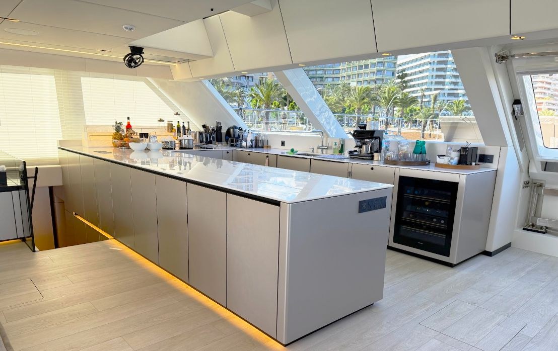 VOLTAIRE yacht charter 3