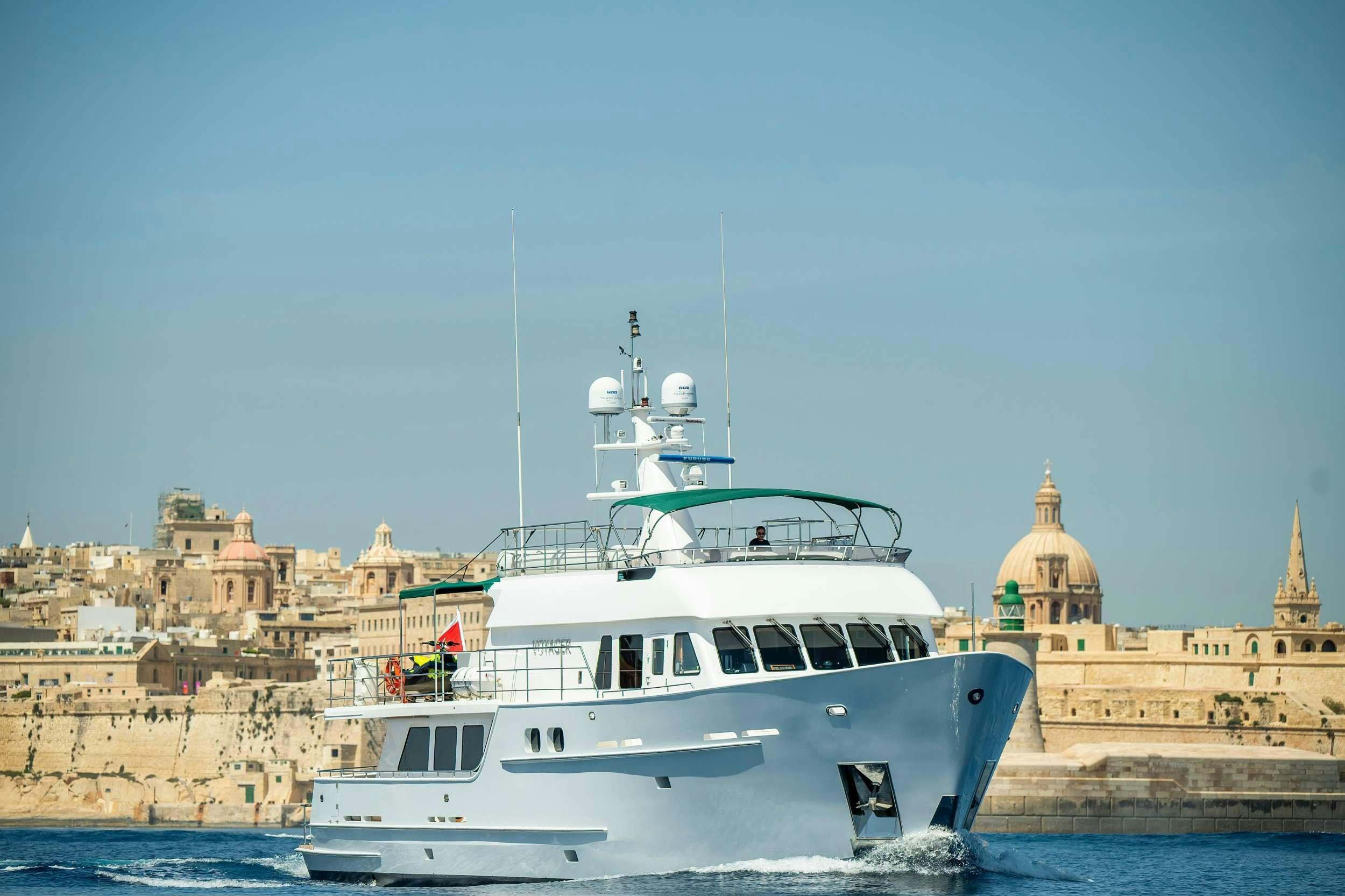 VOYAGER YACHT CHARTER yacht charter