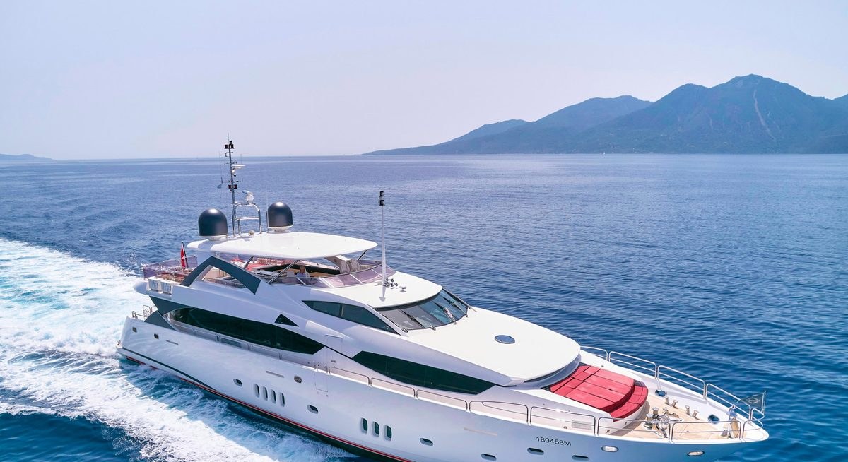 WHITE PEARL I yacht charter 1