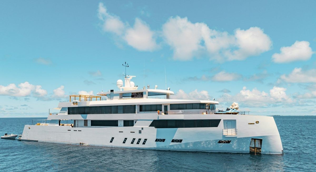 WHITE PEARL yacht charter 1
