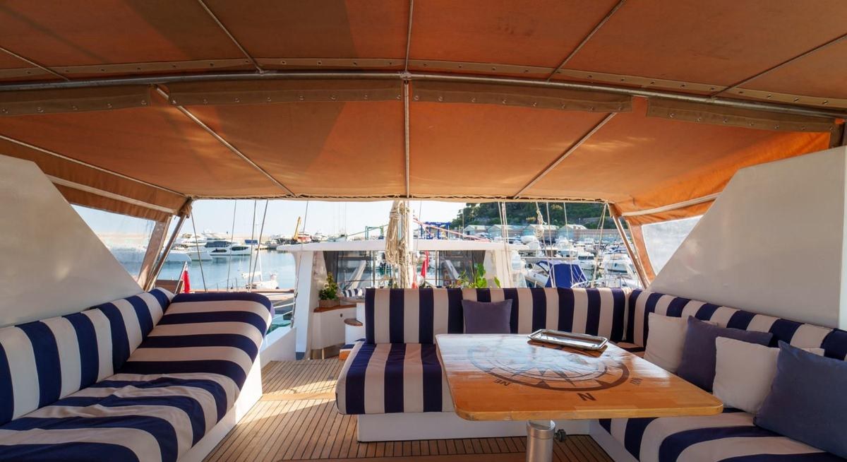WHITE STAR OF RORC yacht charter 3
