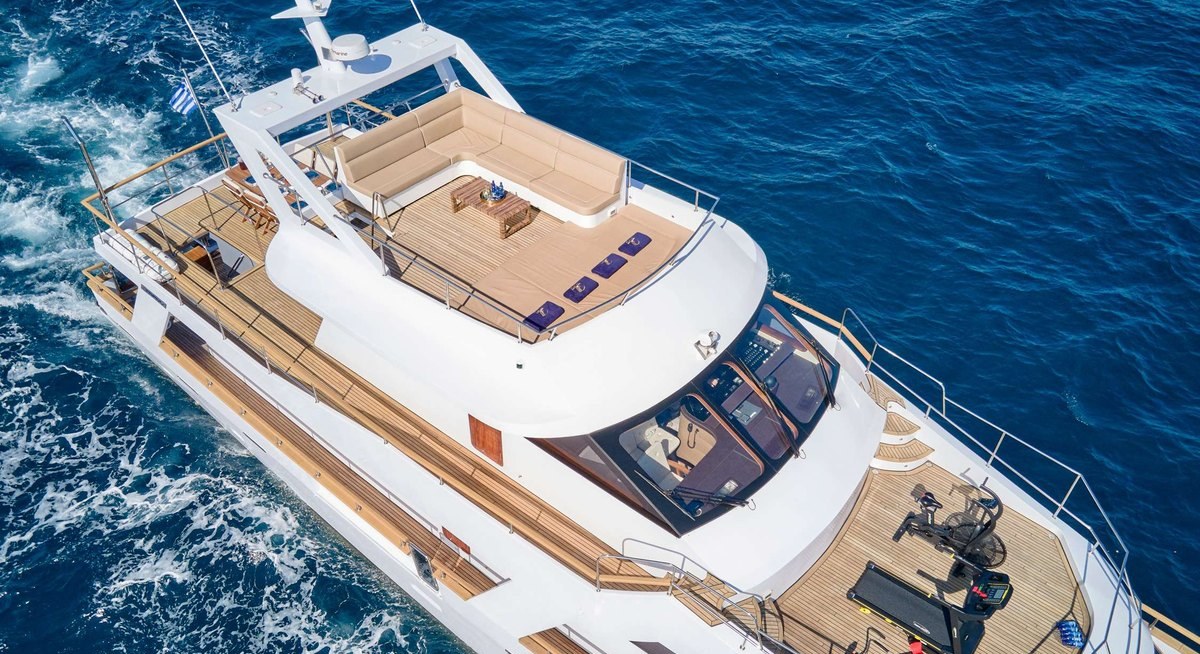 WIDE LIBERTY yacht charter 4