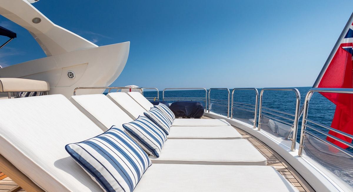 WINNING STREAK 2 yacht charter 4