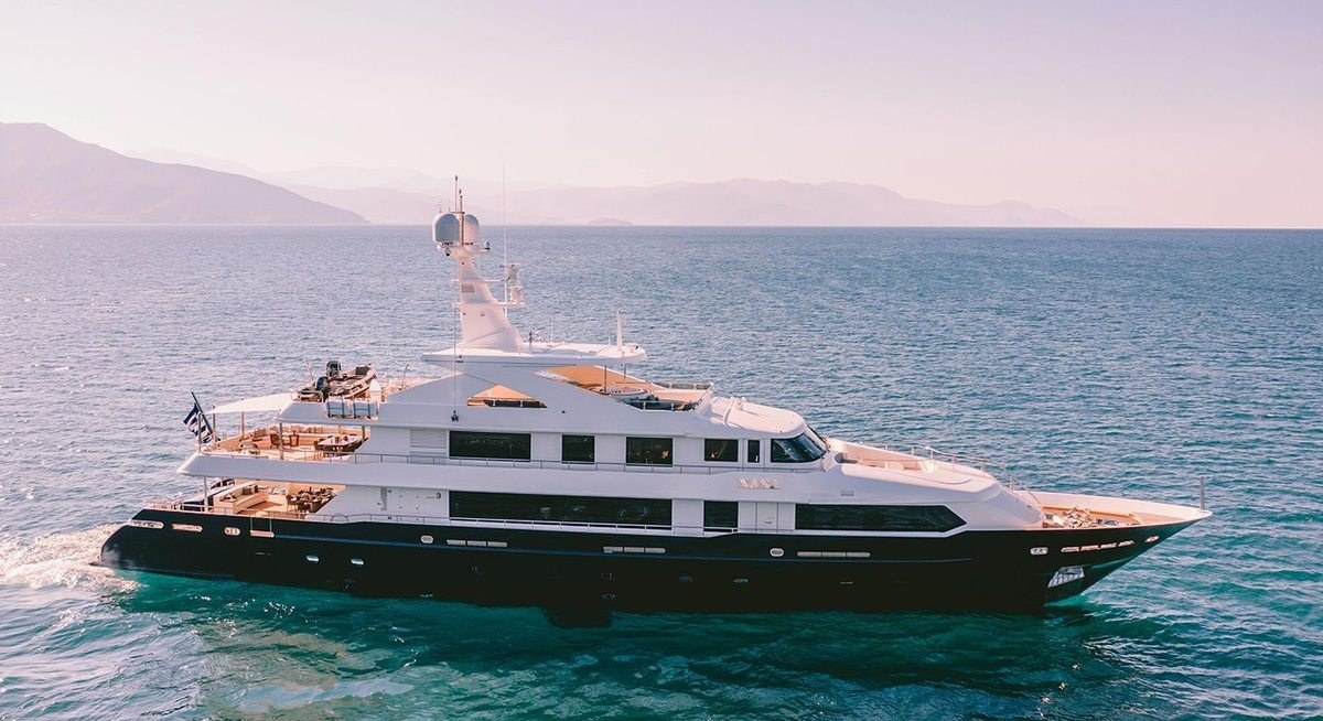 XANA YACHT CHARTER yacht charter