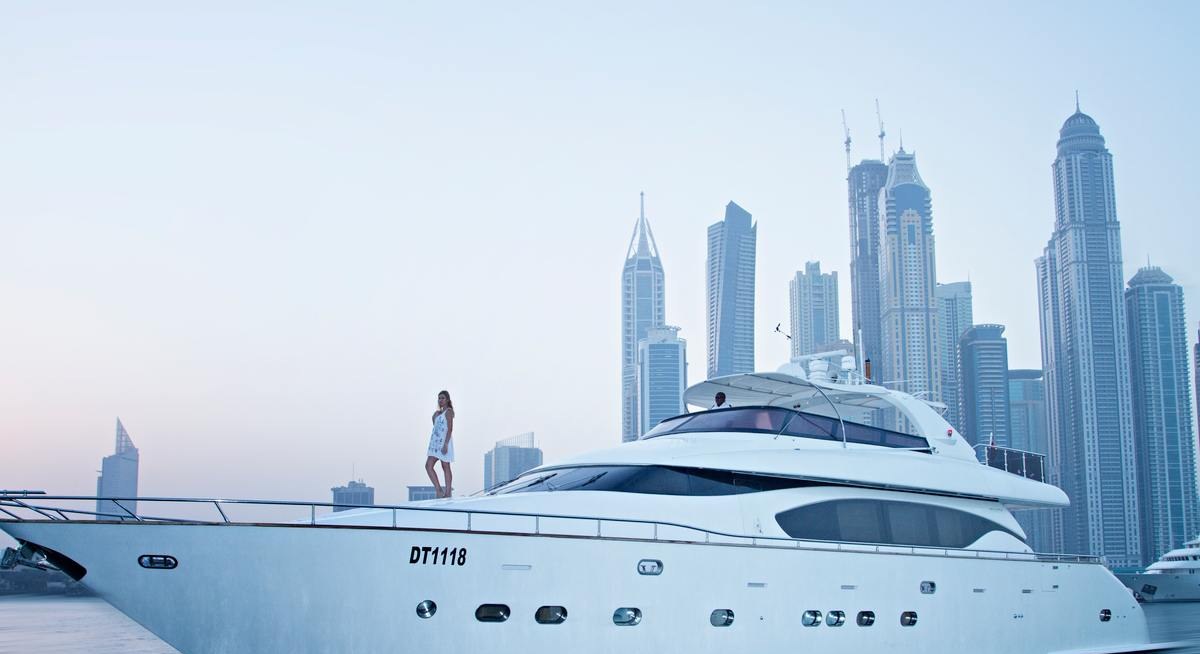 XCLUSIVE XVI yacht charter 4