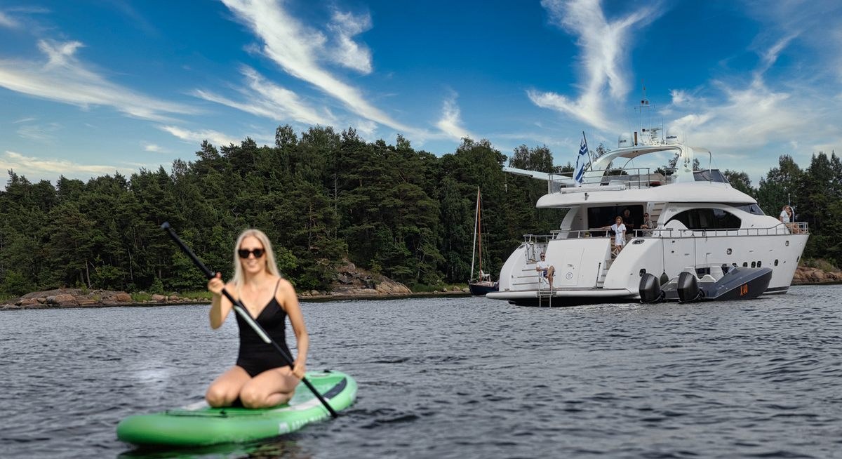 XUMI yacht charter 5