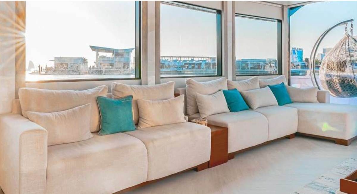 ZAYA yacht charter 4