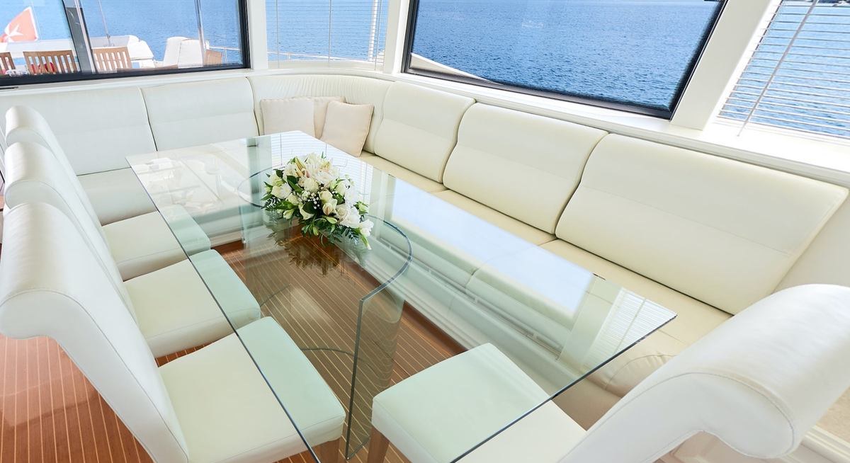 ZIA CANAIA yacht charter 4